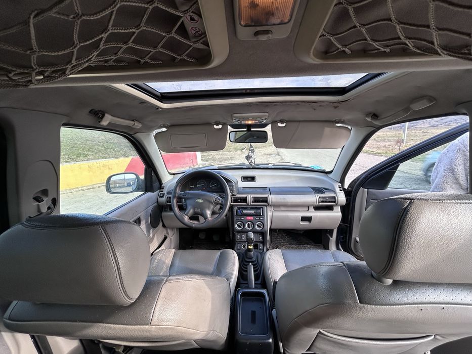 Vand /Schimb Land Rover Freelander 1.8 Benzină 4x4