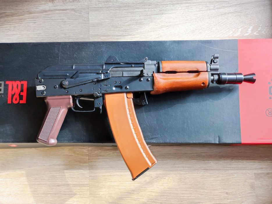 Replica airsoft AK noua, E&L ELS-74UN Essential (AKS-74U Krinkov ...