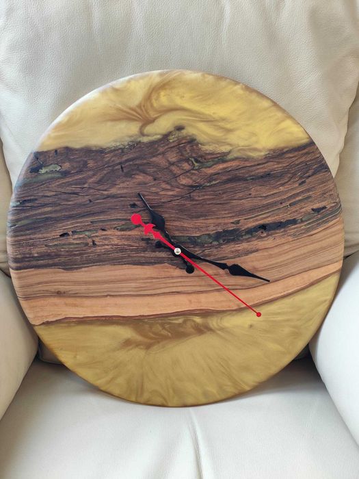 Стенен часовник/НОВ/OLIVE WOOD