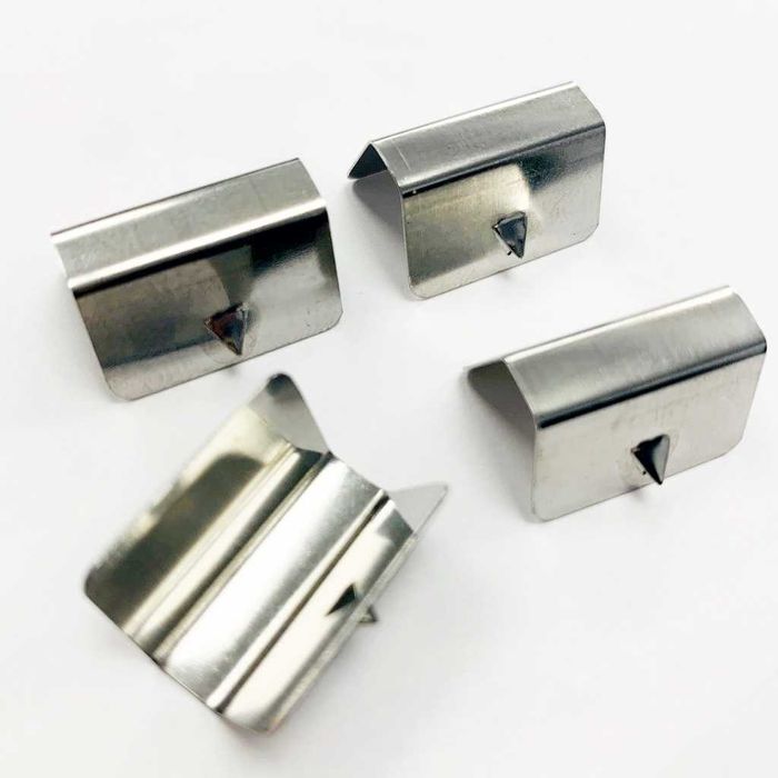 Cleme metalice de fixare pentru paravanturi - set de 4 buc - Noi