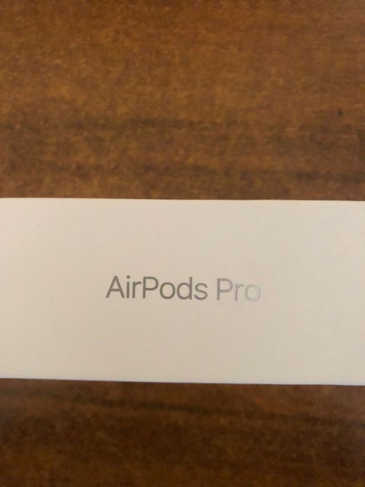 AirPods Pro 3 noi fara eticheta