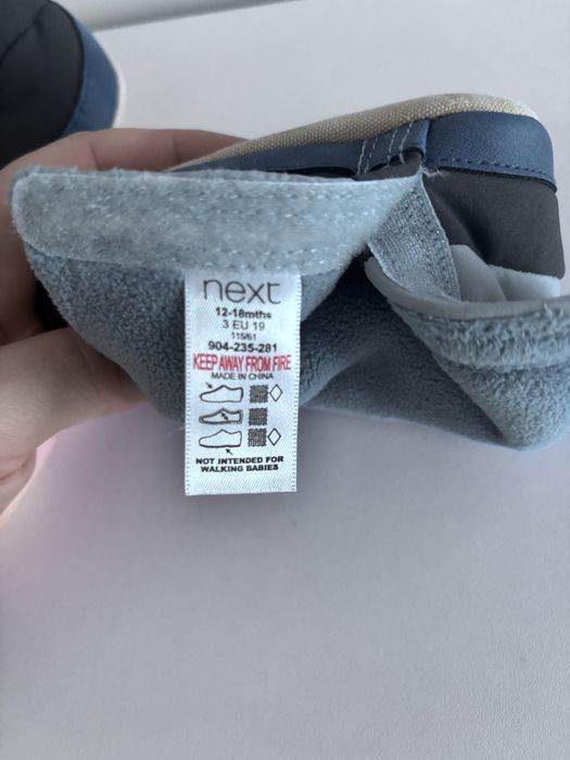 Продам пинетки Next