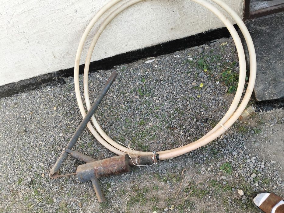 Ручной водяной насос