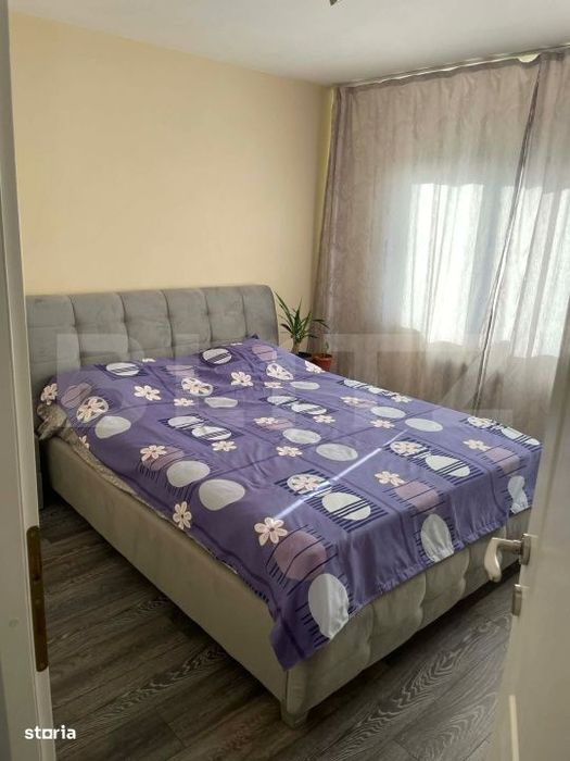 Apartament 3 camere, 68 mp, Rovine, zona Damarin