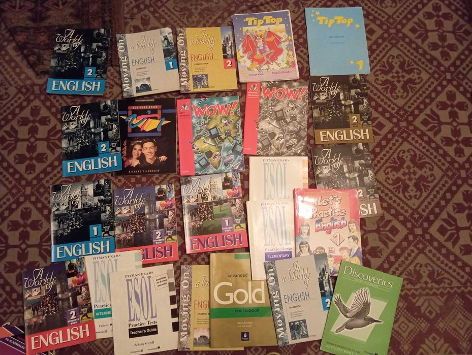 Учебници и учебни помагала по английски и немски език