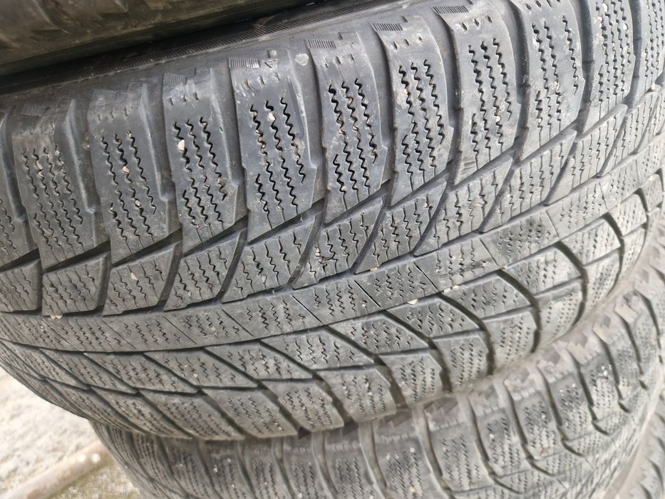 215/60/16 Зима комплект