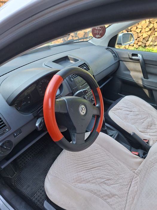 Se vinde Volkswagen POLO an 2008 motor 1.2 benzina manual