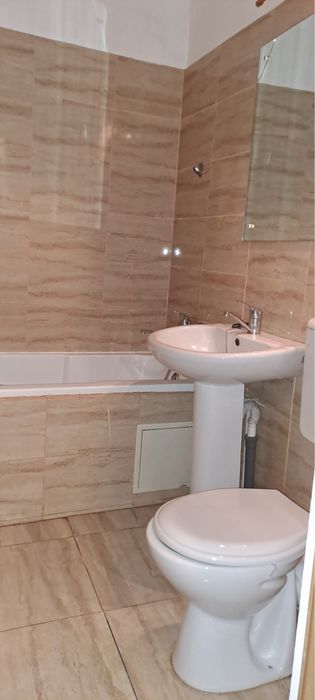 Inchiriez garsoniera