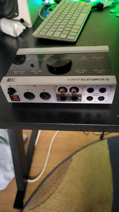 Placa sunet interfara audio Komplete 6