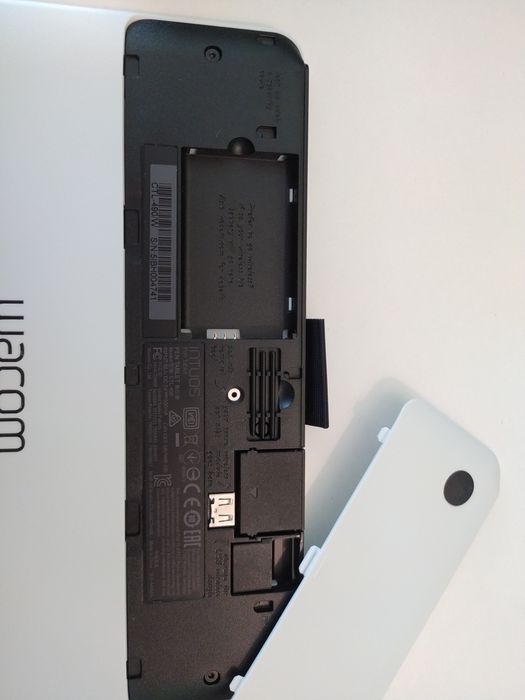 Графический планшет Wacom intuos small