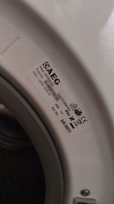 Пералня със сушилня AEG