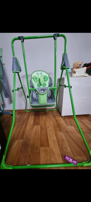 Продам детскую качелю