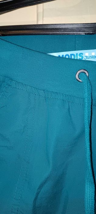 Легкие штаны на девочку 10-12лет