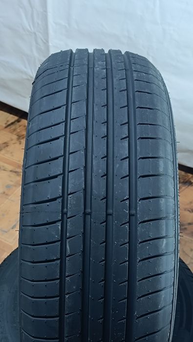 215/60R16  AUTOGREEN