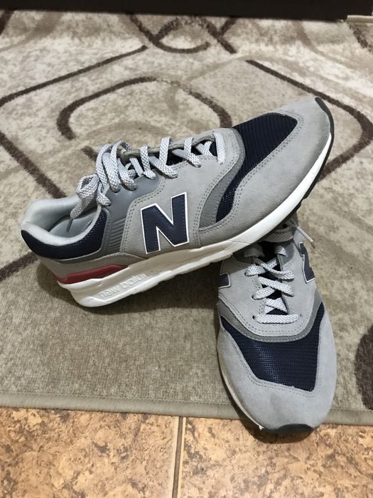 Маратонки New Balance, Puma и Skechers