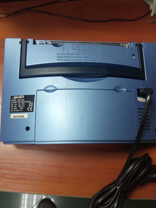 Радио SUPER TECH FM88-108mhz+AM530-1600khz + 220в+батерии 4бр-R20