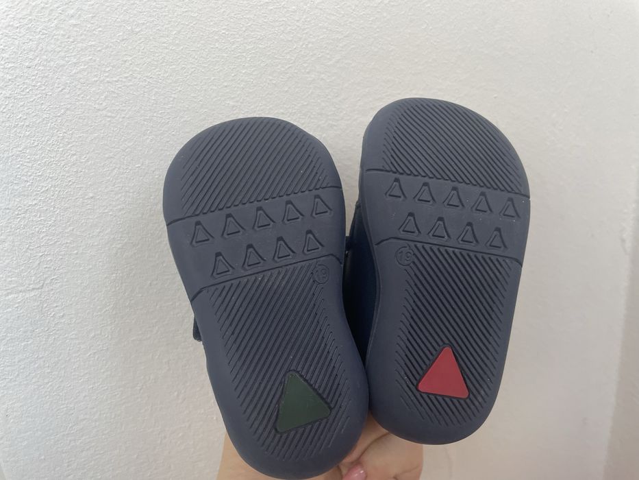 Pantofiori piele Kickers marimea 19