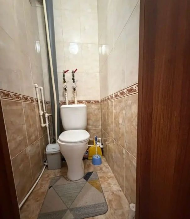 Продам двух комнатную