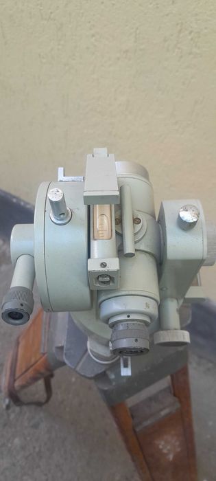 Teodolit Carl Zeiss Jena Theo 120