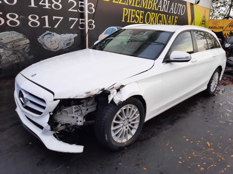Dezmembrez mercedes c class w205 breack AMG om 651 haion/capota/far