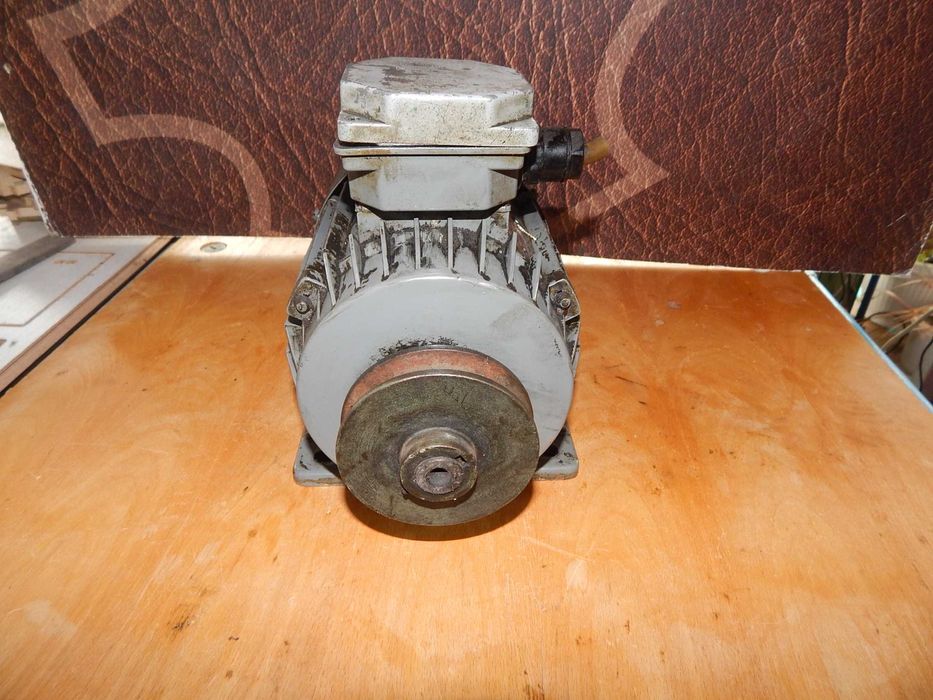 Асинхронен двигател 0.75 кв.