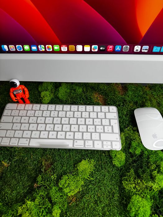 Apple iMac 24" 2021 M1 Silver Accesorii SIGILATE
