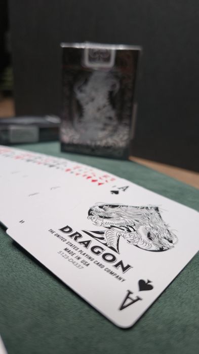 Карты Bicycle Dragon
Введите