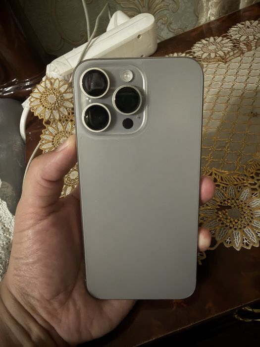 Iphone 15 pro max 256 Natural Titan