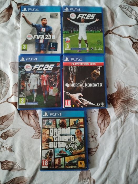 Vând PlayStation PS4