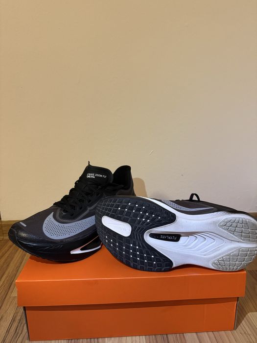 Pantofi Alergare Nike Zoom Fly 6
