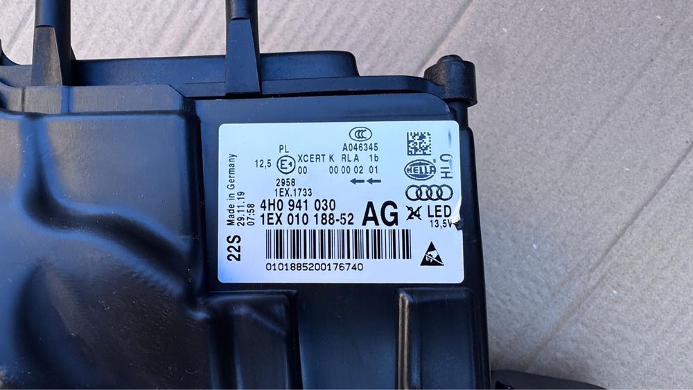 Far dreapta Audi A8/S8 D4 Full LedMATRIX an:2010-2014 Finantare Tbi