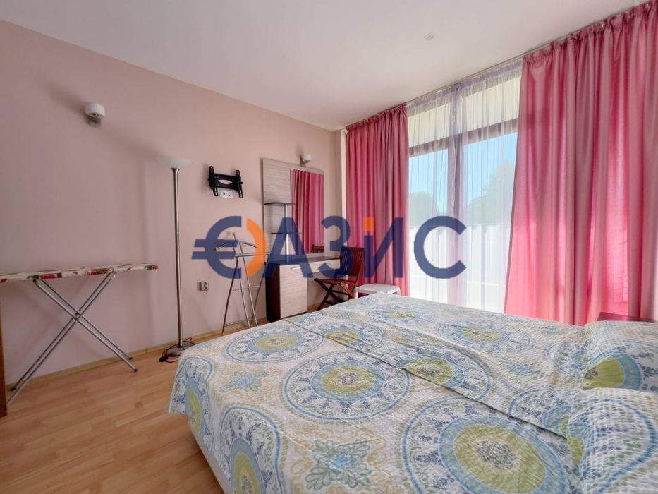 Продава се Тристаен апартамент в к.к. Слънчев бряг - 91 кв.м за 1011 €/кв.м - Снимка #8