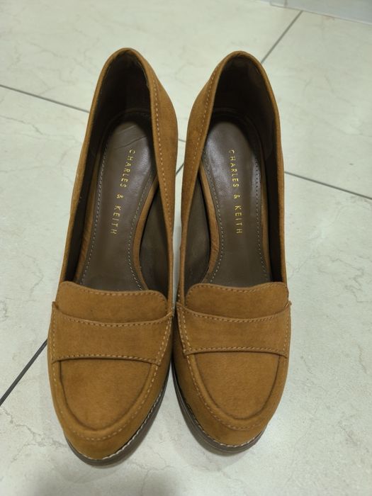 Туфли Charles & Keith