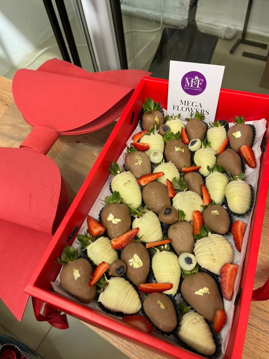 Доставка клубника в шоколаде