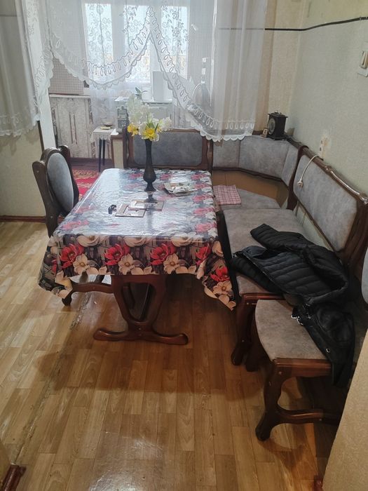 Кухонный уголок. Б. У