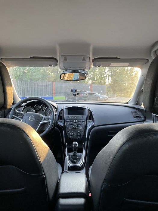 opel astra j
