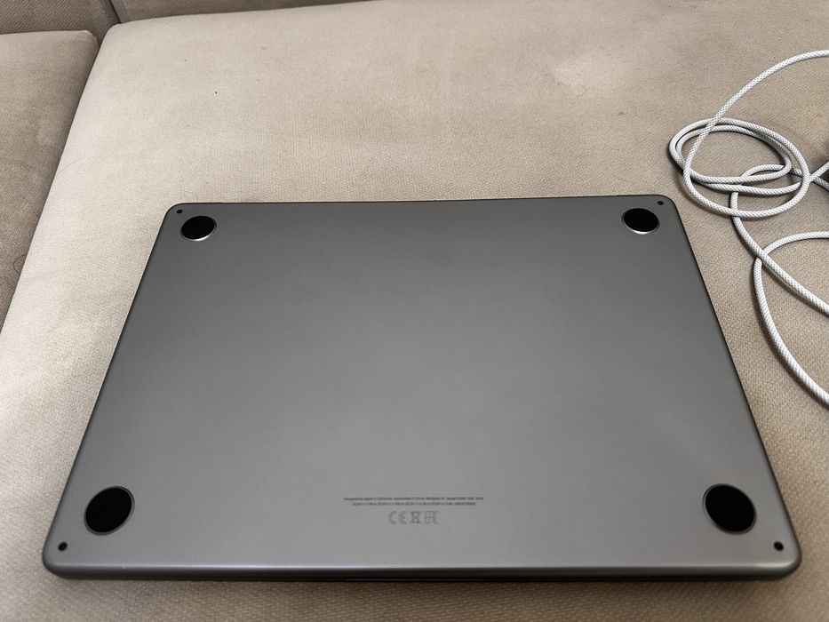 MacBook air M2, 2022