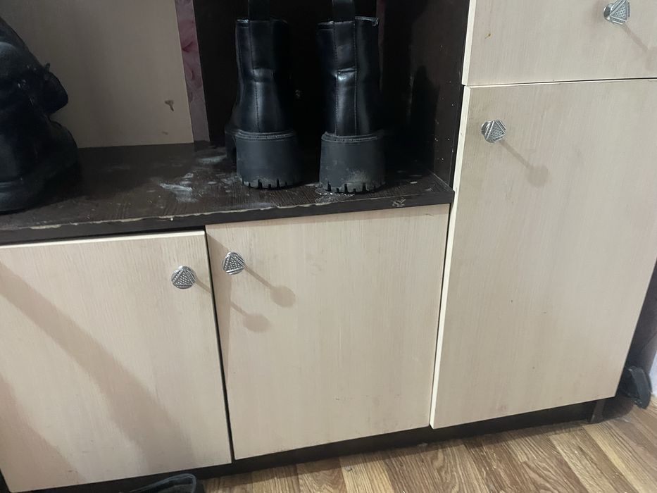 Шкаф прихожка для дома