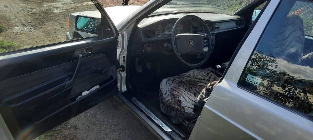 Продаётся 190 мерседес