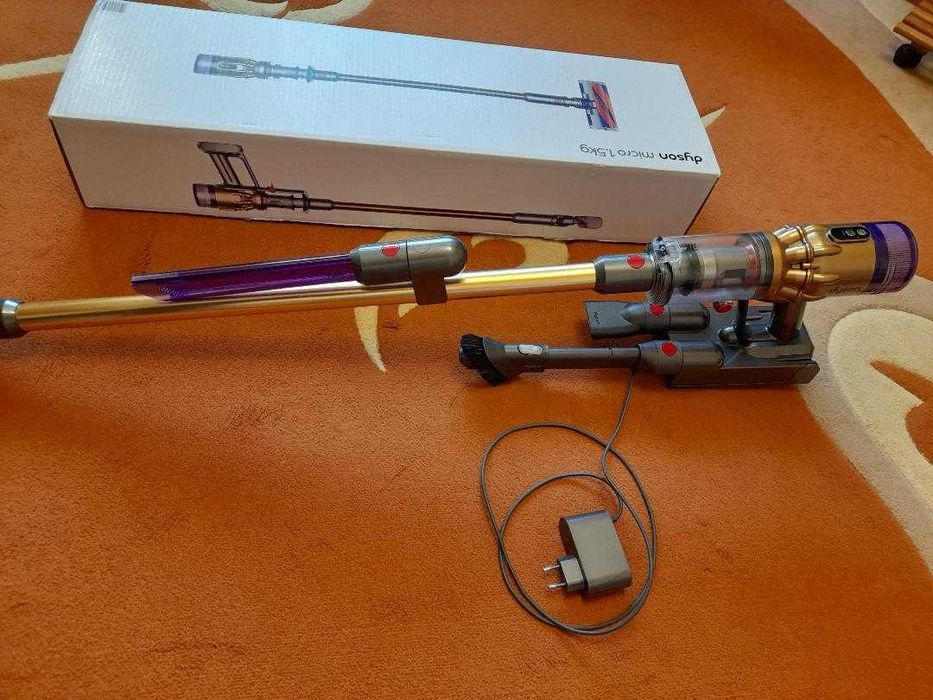 Aspirator vertical Dyson Dyson Micro 1.5kg, 225w