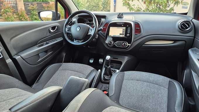 Renault Captur 1,5 diesel 90 cp,an 2020 model Energy Intens Navi Camera Disronic Senzori full dotari