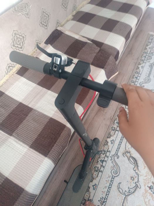 Электро самокат срчно