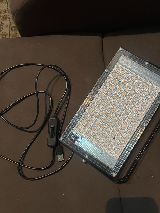 Набор для рассады! Контейнеры/Земля/Фитолампа