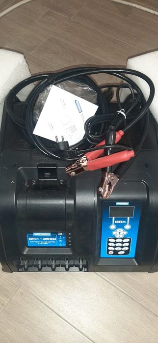 Robot diagnosticare baterii auto