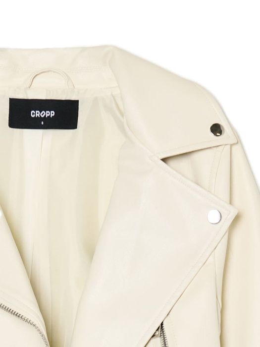 Чисто ново яке с етикета размер Л