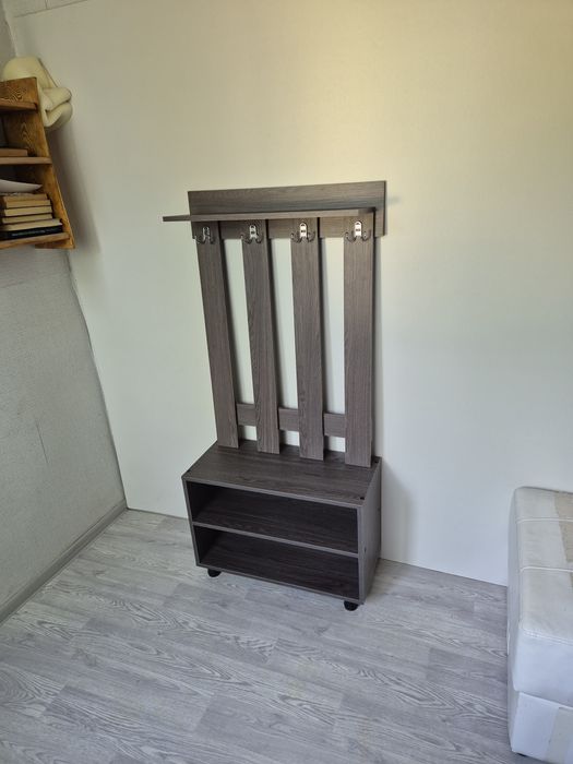 Прихожие/вешалки