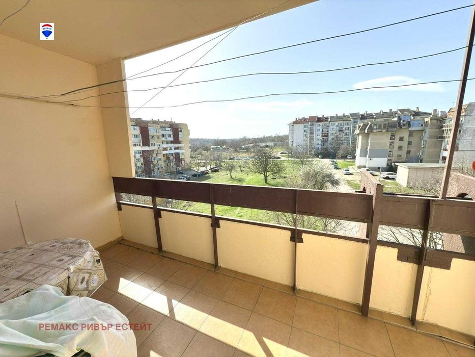Продава се Четиристаен апартамент в Русе, Чародейка - Юг - 87 кв.м за 1011 €/кв.м - Снимка #7