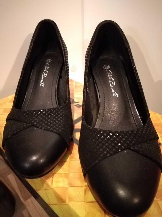 Елегантни обувки