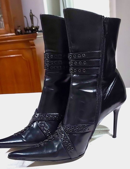 Ghete (botine) elegante din piele naturală