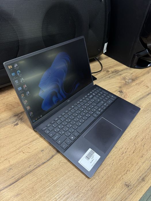 Ноутбук Dell Vostro